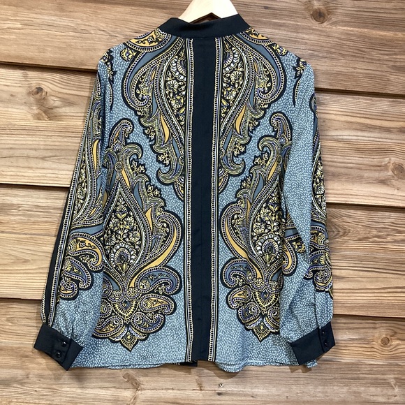 Bob Mackie Wearable Art - Picture 9 of 10